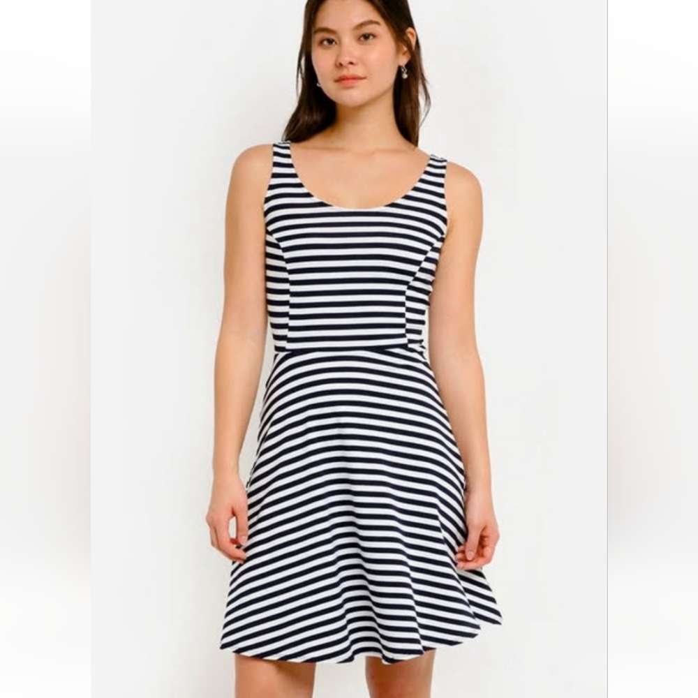 Halo Black and White Striped Mini Dress Sz. L